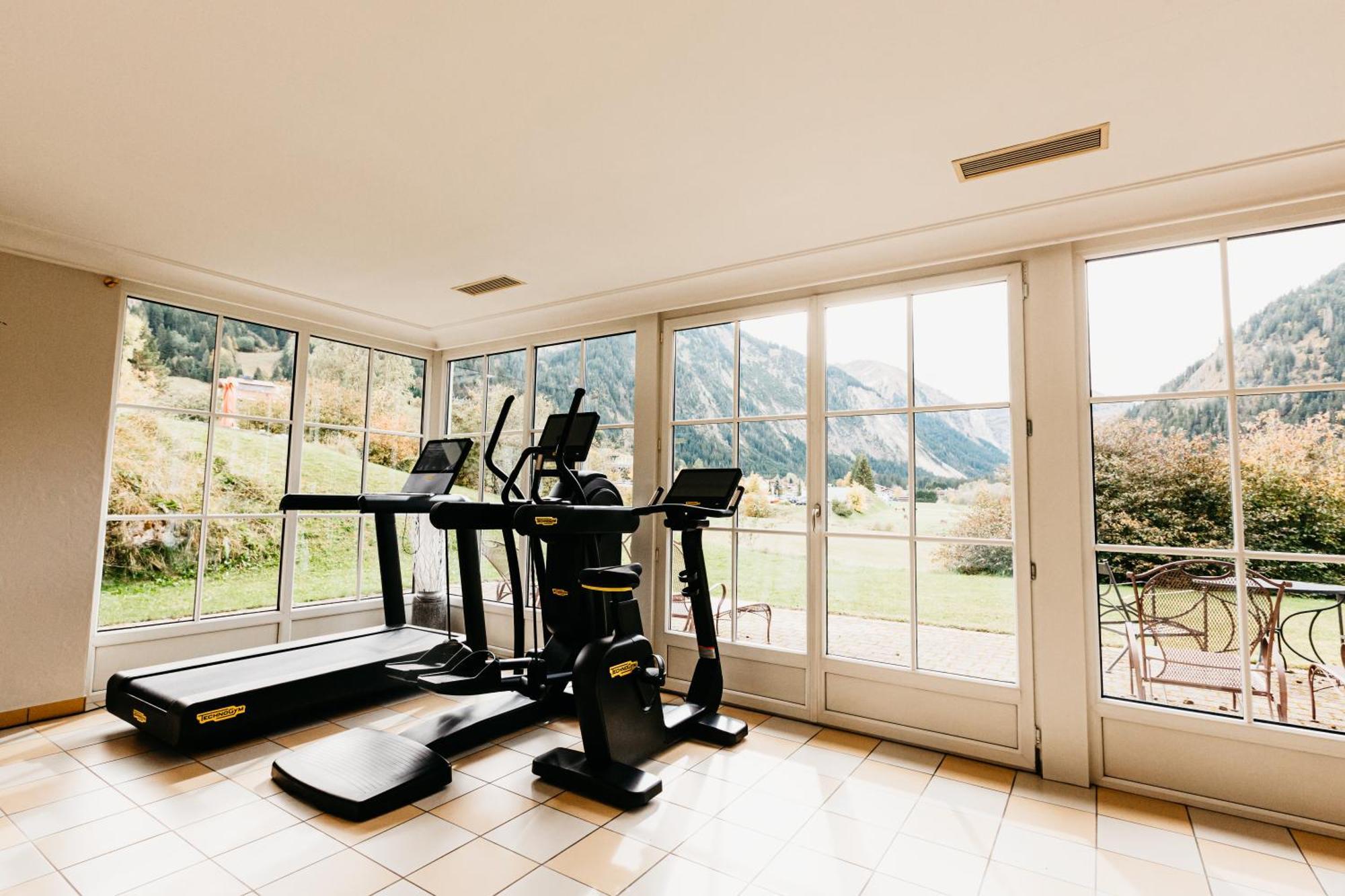 Hotel Hohenfels ทันน์ไฮม์ ภายนอก รูปภาพ