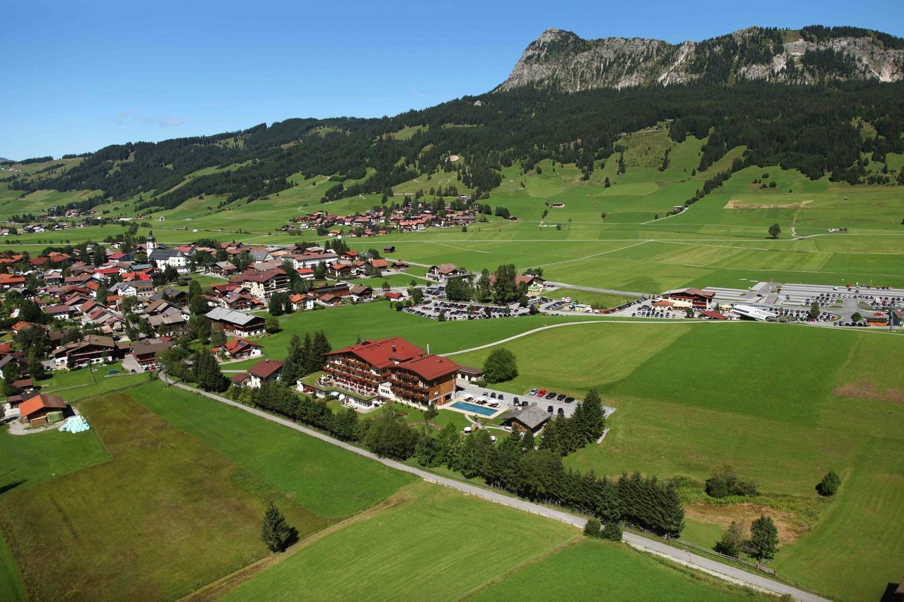 Hotel Hohenfels ทันน์ไฮม์ ภายนอก รูปภาพ